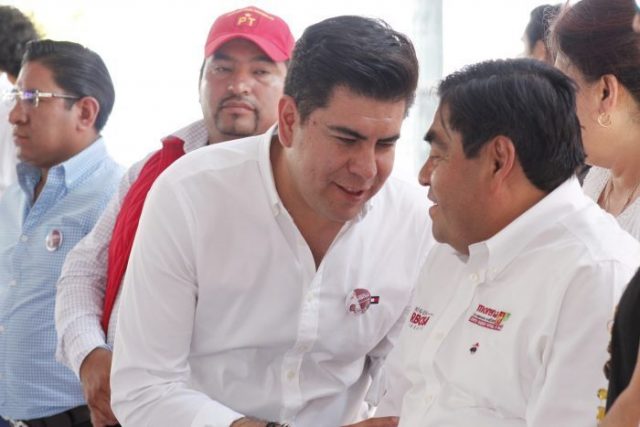 Jonathan Collantes planea el aumento del pasaje